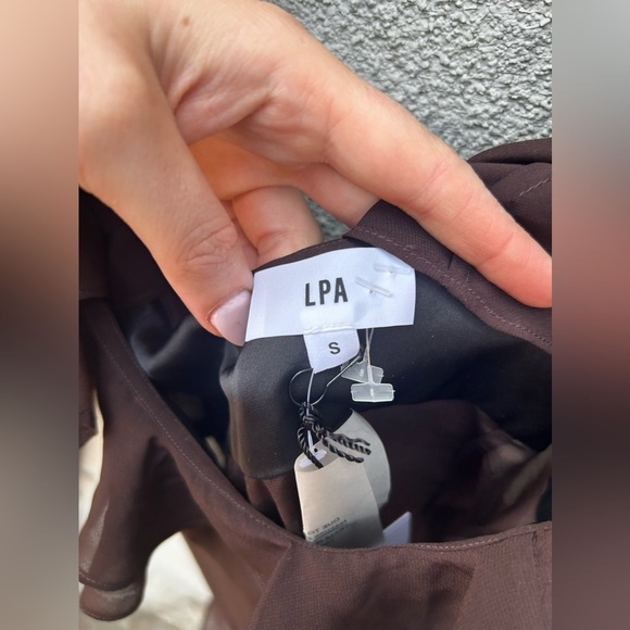 LPA Jess Flounce Scarf Top in Chocolate Brown New with Tags! - Picture 7 of 9